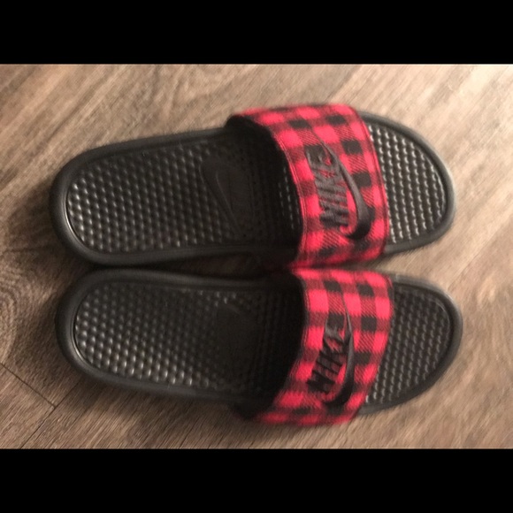 flannel nike slides